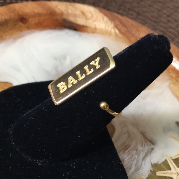 🖤BALLY repurposed ring - Picture 4 of 17